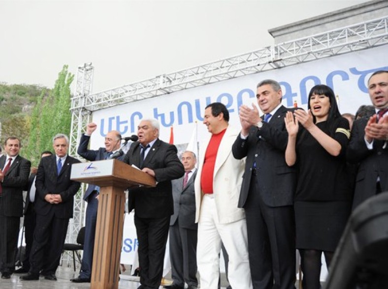 Chorrord Ishkhanutyun: ‘Prosperous Armenia’'s  businessmen celebrate ‘victory’