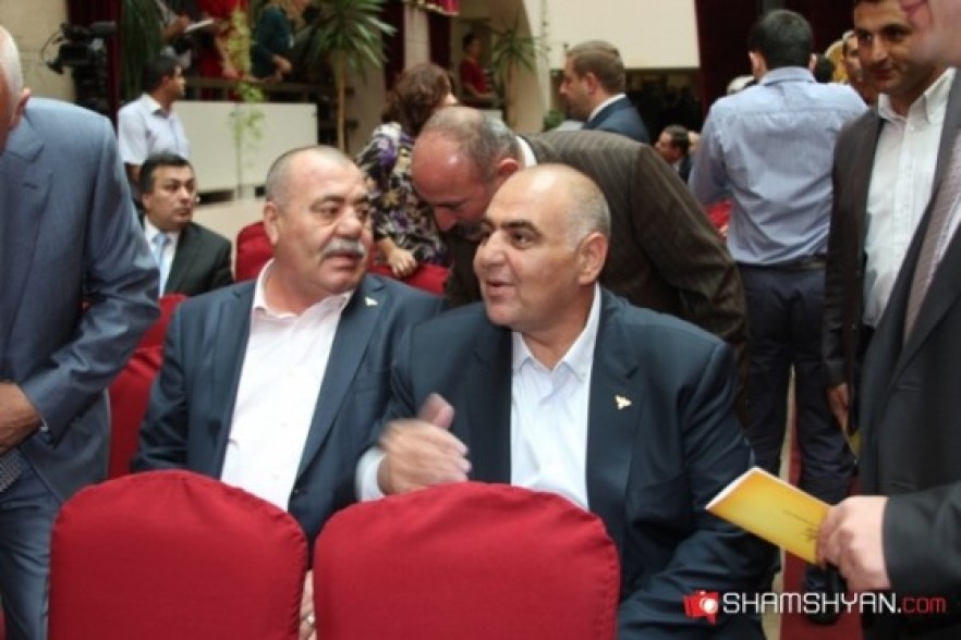 Manvel Grigoryan and Seyran Saroyan travel to Jerusalem for pilgrimage