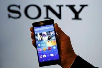 Sony unveils new Xperia phone even as it retrenches in mobile