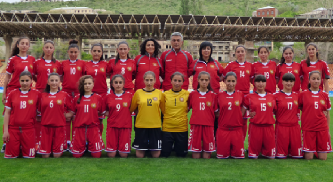 Armenian women`s U-17 team left for Belarus