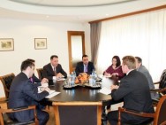 Armenia’s minister of economy receives Asian Development Bank reps
