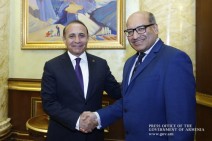 Prime Minister Hovik Abrahamyan received a delegation led by President of the European Bank for Reconstruction and Development