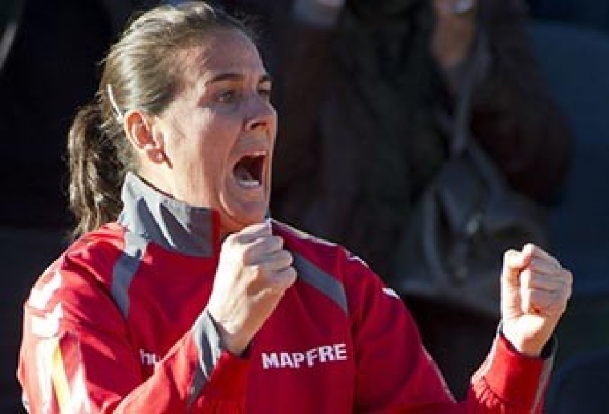 Tennis-Martinez to take over as Spain Davis Cup captain