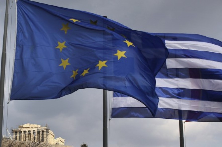 Greece debt crisis: Eurozone summit 'reaches agreement'