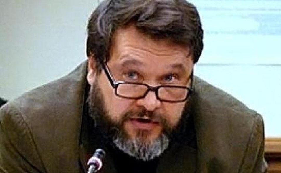 А.Крылов : Вопрос вооружения Азербайджана необходимо обсудить на специальном саммите глав государств ОДКБ
