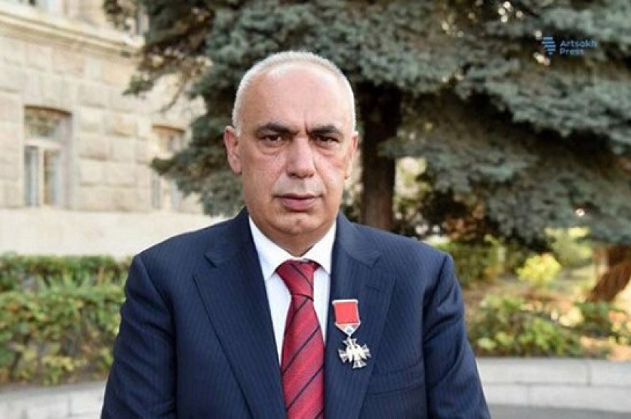 Մեղադրանք է առաջադրվել Արթուր Աղաբեկյանին՝ «Մարտիկ» հիմնադրամի՝ առանձնապես խոշոր չափերի գումարները վատնման եղանակով հափշտակելու համար