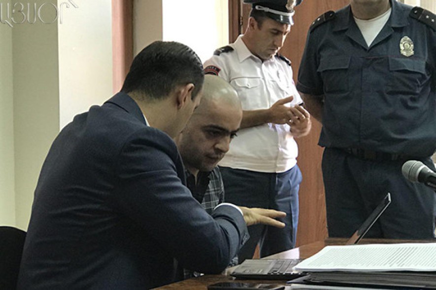 Սերժ Սարգսյանի եղբոր որդու վերաբերյալ քրեական գործում պատճեններ են, իսկ նախորդ քրեական գործը ոչնչացված է եղել (Տեսանյութ, լուսանկարներ)