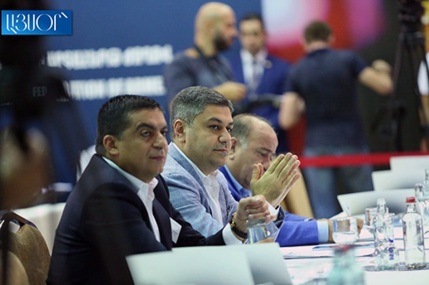 Արթուր Վանեցյանն ընտրվեց ՀՖՖ նախագահ (Տեսանյութ)