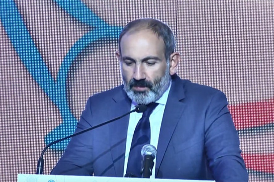 Թավշյա այդ հեղափոխությունը սոսկ քաղաքական չէր. Փաշինյանը ելույթ է ունեցել ՖՄԿ գործարար համաժողովի փակմանը