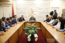 Никол Пашинян: Мы должны поощрять профессиональный спорт, для этого должно быть как можно больше граждан, добросовестно уплачивающих налоги в стране