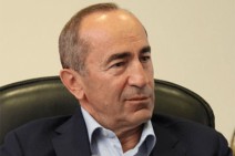 Robert Kocharyan attends examination of petition on his preventive measure