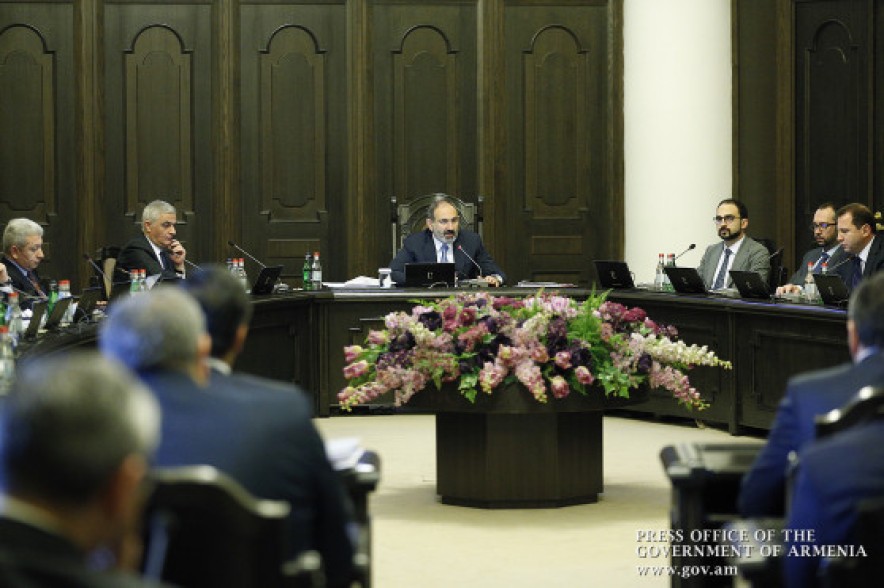 Armenian government to convene extraordinary sitting tomorrow
