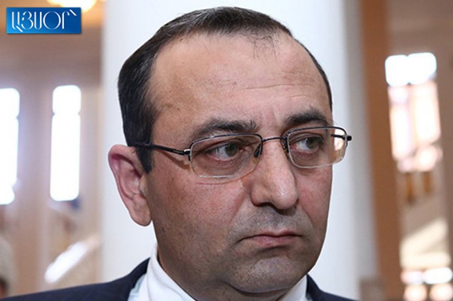Ներկա կառավարությունը բոլոր մակարդակներում օրենքի սահմանադրականության ու իրավունքի պրոբլեմ ունի. Արծվիկ Մինասյան