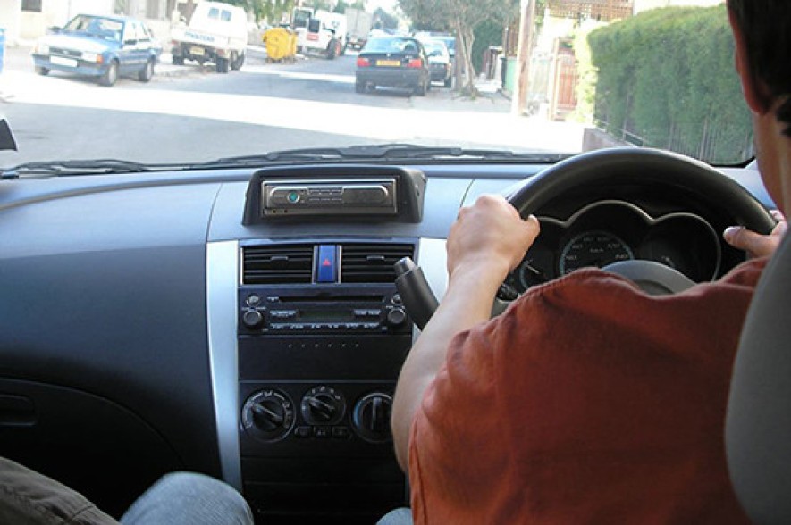 Government to allow import of right-wheel vehicles by April 1