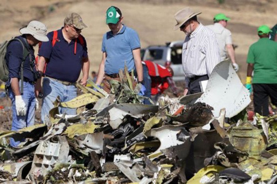 Ethiopian Airlines Boeing 737 pilots 'could not stop nosedive'