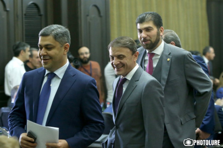 Դավիթ Սանասարյանին մեղադրանք է առաջադրվել