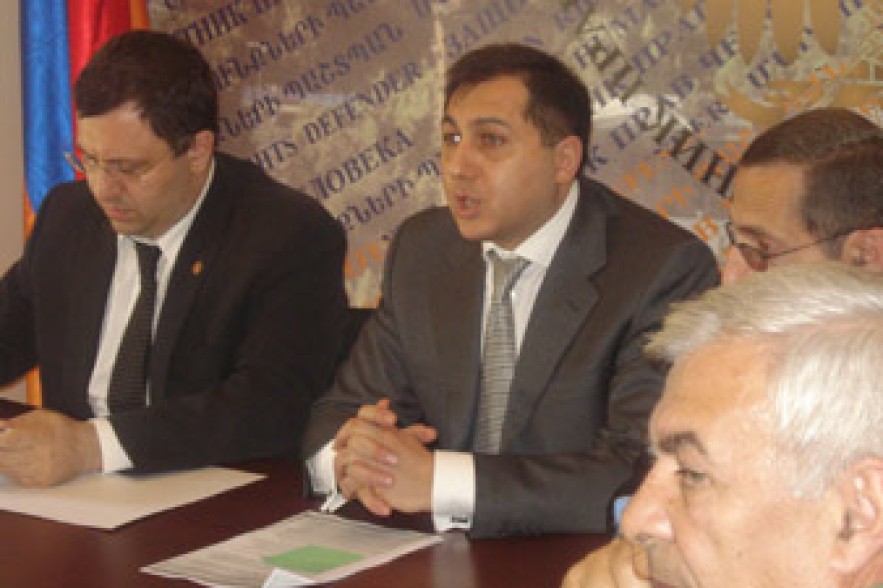 Քննարկվեց վիճահարույց օրինագիծը 