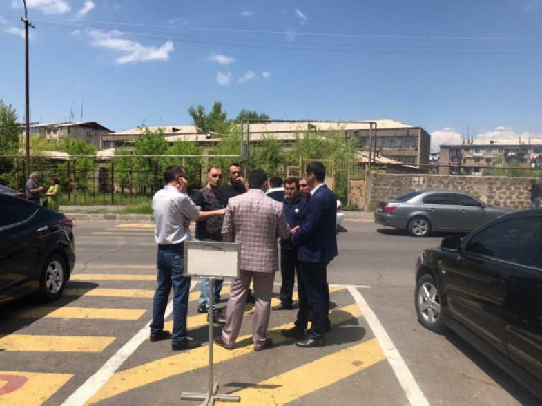 March 1 case preliminary court hearing to launch today: Kocharyan’s supporters gather in front of court building