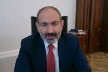 Armenia’s PM urges to lift the blockade of courts after 1.30 p.m.