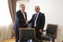 Armenia’s Minister Khachatryan, Georgian Ambassador discuss opportunities of boosting economic cooperation