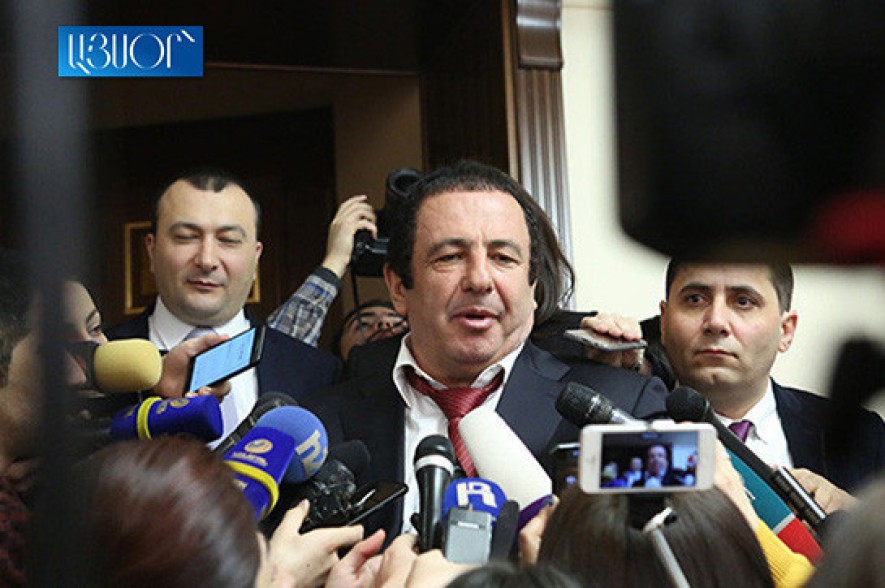 Гагик Царукян порвал повестку о вызове на допрос и не явился в Следственный комитет
