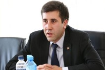 Number of lawyers ready to assume defense of judge Davit Grigoryan reaches 100