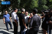 Kocharyan’s supporters hand letter with demands to Supreme Judicial Council