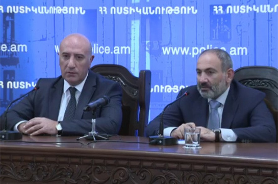 Փաշինյանը ոստիկանության ղեկավար կազմին է ներկայացրել ոստիկանապետի ժամանակավոր պաշտոնակատարին (Տեսանյութ)