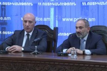Armenia’s PM introduces new acting chief of police