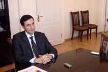 New strategy of judicial reforms does not describe old Armenia as totalitarian or authoritarian state: CC chairman’s advisor