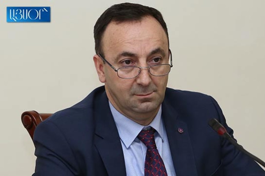 Գործ ունենք ՍԴ նախագահի նկատմամբ կիրառվող հերթական ապօրինի ճնշման հետ. Հրայր Թովմասյանի փաստաբանական թիմ. News.am