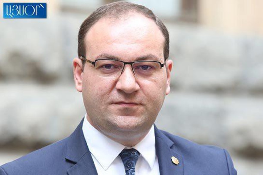 Arsen Babayan says decisions to arrest and then free him are political, aimed to influence on CC president Hrayr Tovmasyan