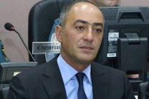 Nephew of ex-chairman of SRC to remain in custody