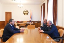 Bako Sahakyan receives Armenia’s attorney-general Arthur Davtyan