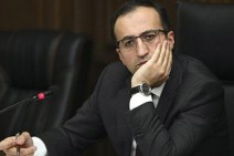 Court hearing of lawsuit submitted by Armen Muradyan against health minister Arsen Torosyan postponed