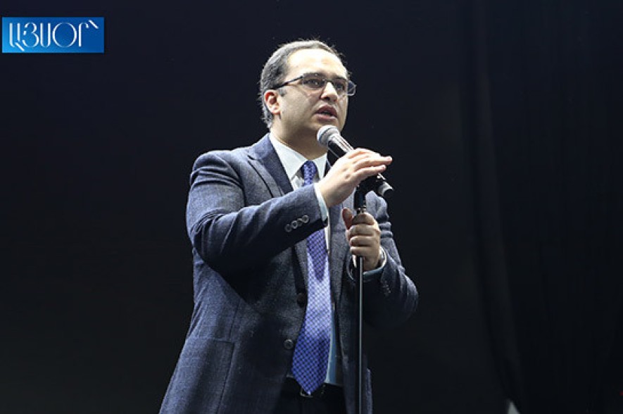 Հնարավոր չէ երկար պահել այս իրավիճակը, ապօրինի կալանքը պետք է վերացվի. Սողոմոնյանը՝ Թավադյանի ձերբակալության մասին (Տեսանյութ)