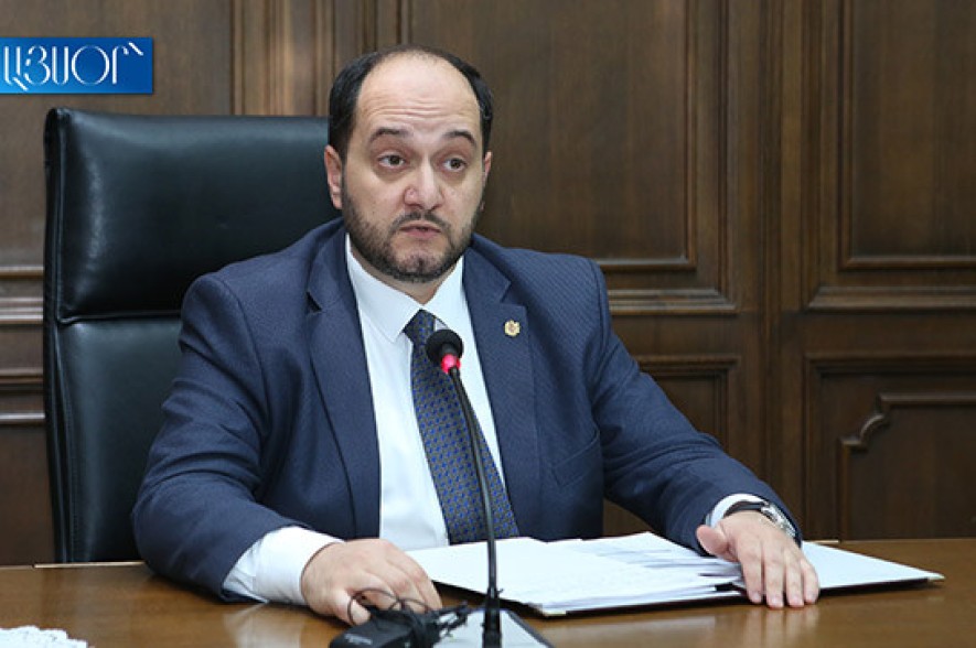 Գևորգ Լոռեցյանի պաշտպանը միջնորդել է, որ Արայիկ Հարությունյանը հարցաքննվի