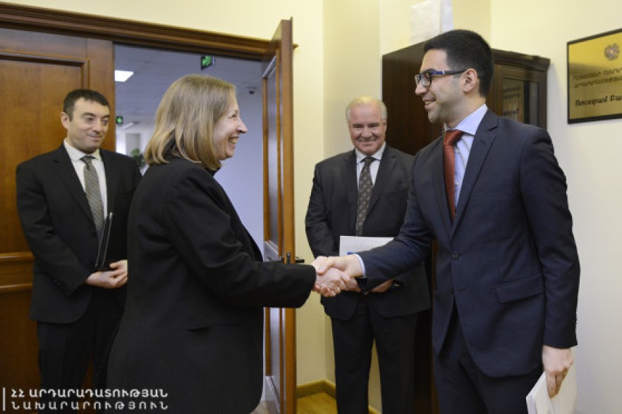 Armenia’s Justice Minister, U.S. Ambassador discuss anti-corruption reforms in Armenia