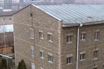Our health condition is incompatible with imprisonment: three arrestees declare hunger strike, request meeting with prosecutor, justice minister