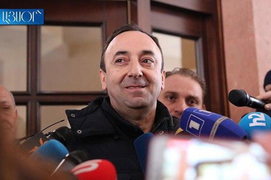 CC Chairman Hrayr Tovmasyan’s lawyer applies to SIS demanding to inform whether they provided information to Public TV or not