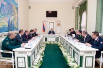 Armenia’s Prosecutor General convenes discussion, promises to undertake steps to eradicate criminal sub-culture in armed forces