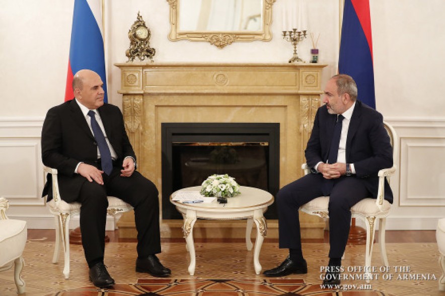 Հայաստանի և Ռուսաստանի վարչապետները քննարկել են հայ-ադրբեջանական սահմանին տիրող իրավիճակը