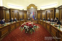 Armenia’s PM convenes urgent session of Security Council