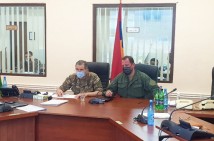 Armenia’s Minister of Defense holds operative consultation