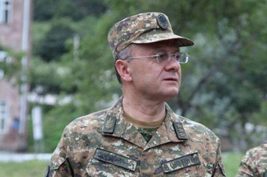 Бывший министр обороны Армении, Герой Арцаха Сейран Оганян отправился в Арцах