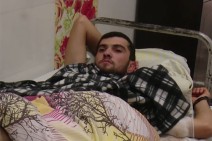 Armenian doctors operate on captured Azeri soldier, Azerbaijanis kill captive Armenians (video)