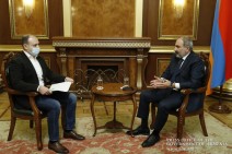 Discussion of concessions amid hostilities untimely: Armenia’s PM says diplomatic solution possible after issue of terrorists is settled