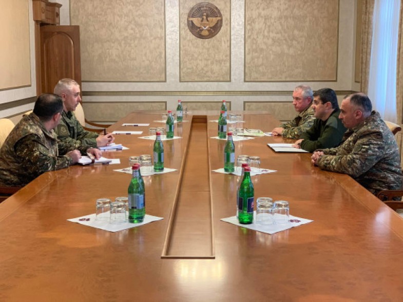 Artsakh Republic president receives commander of Russian peacekeeping forces in Karabakh Rustam Muradov