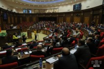 Armenia’s parliament to convene special session on November 26 to discuss lifting marital law