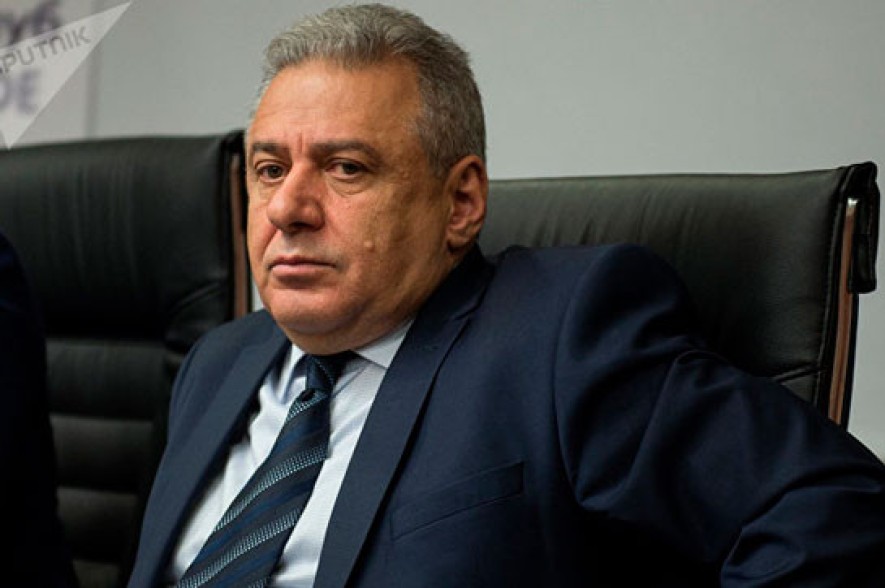 Тоноян уволен с должности главы Минобороны, новым министром назначен Вагаршак Арутюнян